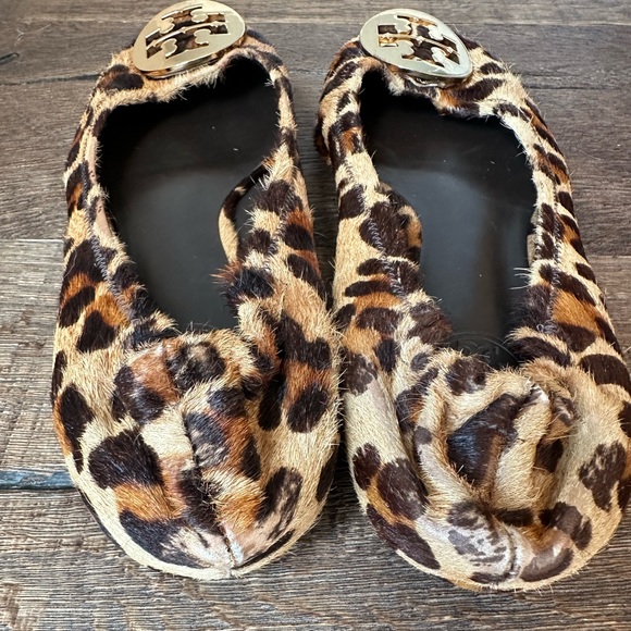 Tory Burch Revas Calf Hair Animal Print Ballet Flats size 8 - Picture 3 of 13